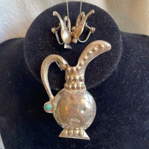 VTG Sterling Mexico brooch and earring set
